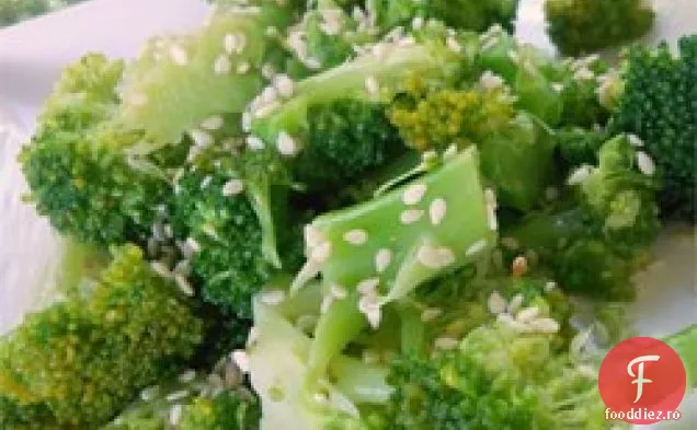 Salată De Broccoli În Stil Chinezesc