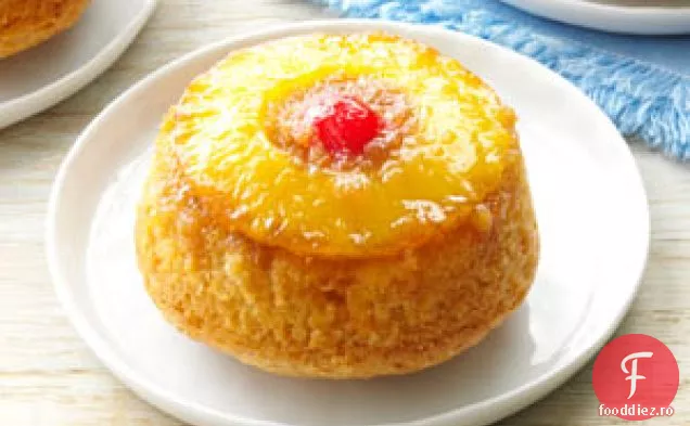 Cupcakes Cu Ananas Cu Susul În Jos