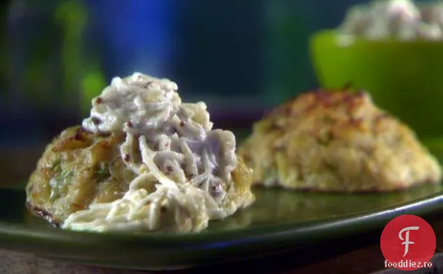 Sunny ' s Simple Crabcakes cu Remouladă de rădăcină de țelină