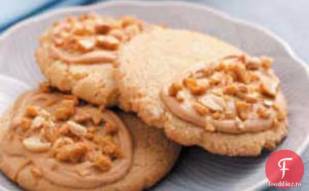 Cookie-Uri Gigantice De Arahide Fragile