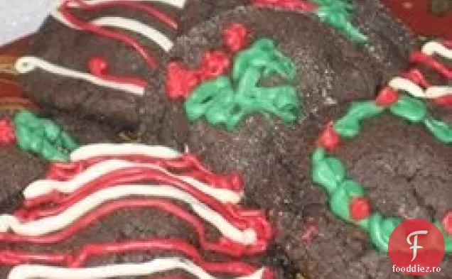 Cookie-Uri Surpriză Cu Caramel Acoperite Cu Ciocolată