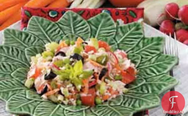 Salată Mediteraneană