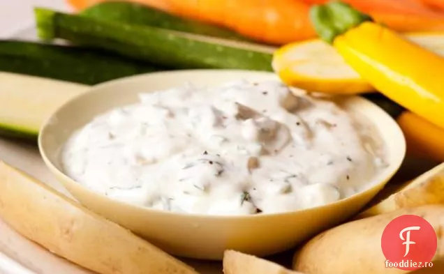 Crudite cu măsline-Creme Fraiche Dip