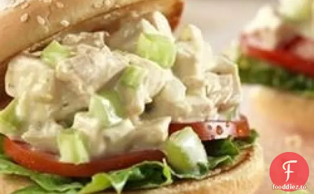 Sandvișuri Cu Salată De Pui Picnic