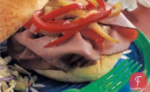 Sandvișuri Cu Carne De Vită Cu Ardei