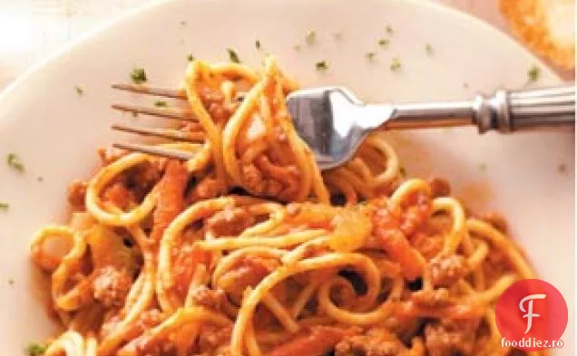 Spaghete Cu sos bolognez