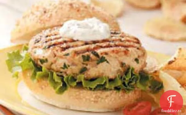Burgeri de curcan cu sos de ierburi