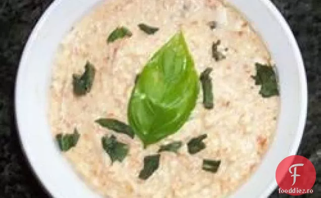 Feta și Dip de ardei roșu prăjit