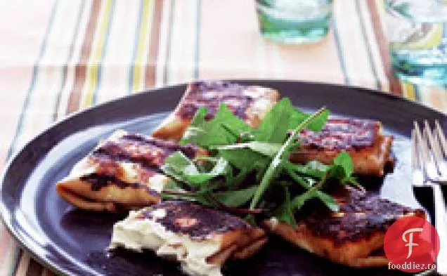 Focaccina Cu Usturoi Prăjit, Scallions Și Provolone