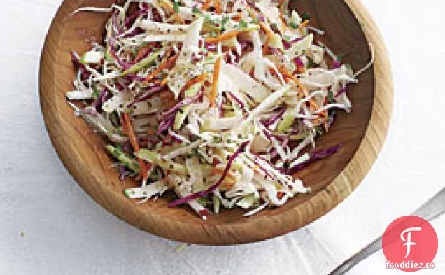 Kohlrabi-salată de ridiche cu chimen și coriandru
