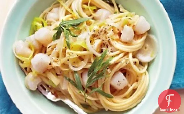 Spaghete Cu Scoici De Dafin, Praz Și Tarhon