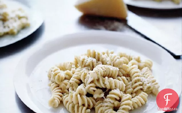 Fusilli cu sos cremos de praz