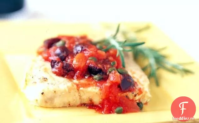 Ulei de măsline-Mahimahi Braconat cu sos de roșii mediteraneene