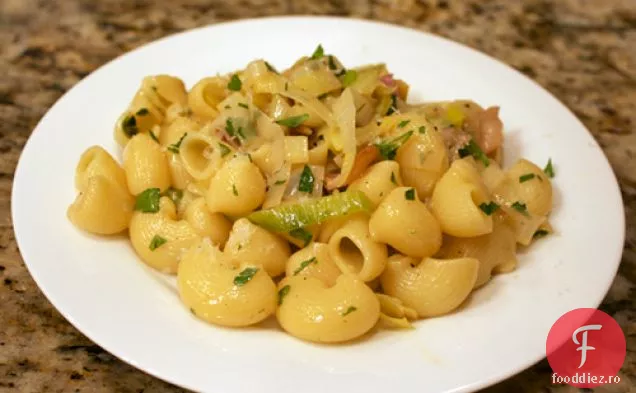 Cina in seara asta: Paste Carbonara cu praz