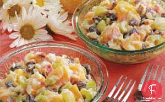 Salată de fructe și orez