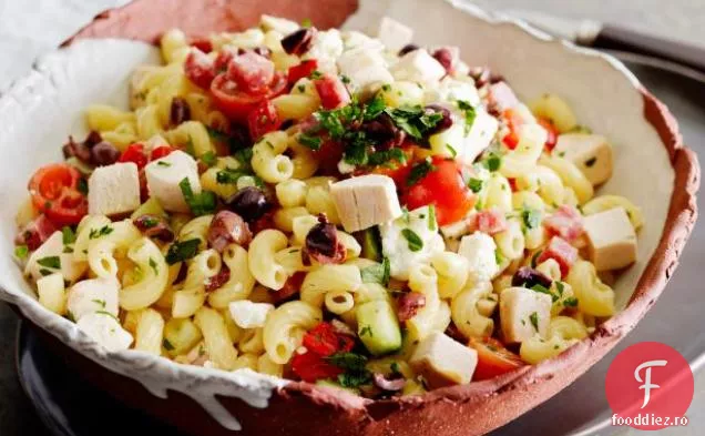 Salată italiană de paste cu pui