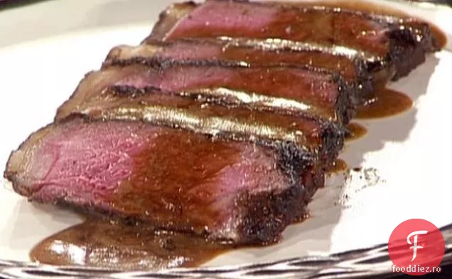 Friptură New York cu crustă de Java cu glazură robustă
