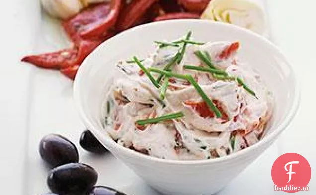 Dip de roșii uscate și usturoi