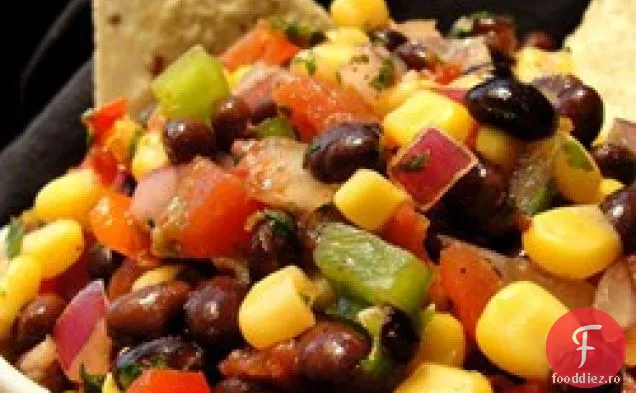 Heather's Cilantro, fasole neagră și salsa de porumb