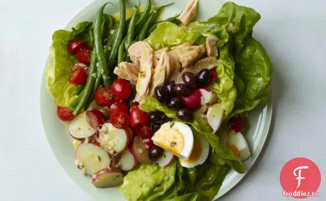 Salata Niçoise Clasica