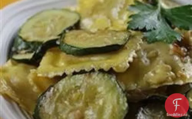 Dovlecei cu Ravioli de ciuperci în sos de unt cu trufe