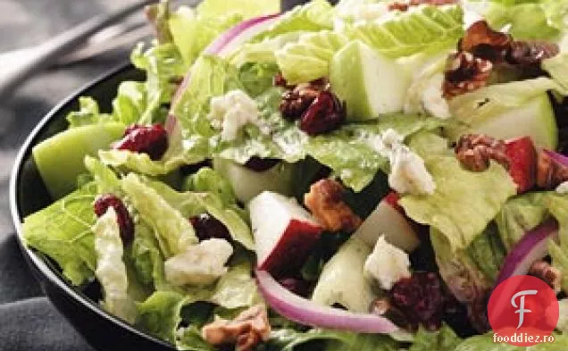 Salata de mere si nuci