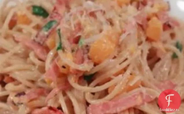 Spaghete simple cu șuncă și dovleac