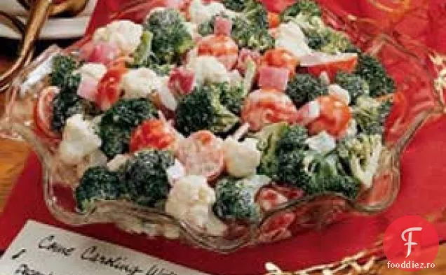 Salată Crunch de Crăciun