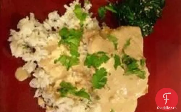 Mahi mahi cu crustă de susan cu sos de unt de ghimbir Shiso de soia