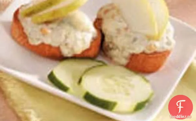 Crostini cu brânză albastră