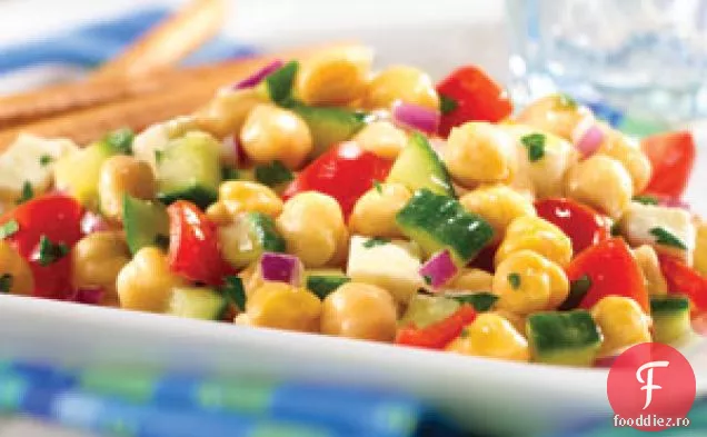 Salată mediteraneană de năut