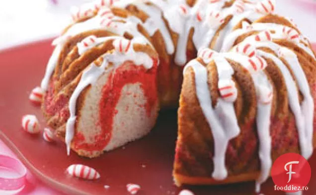 Tort cu panglică cu mentă