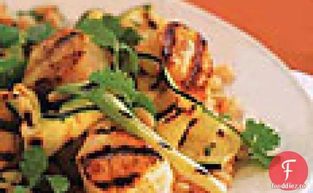 Scoici La Grătar, Dovlecei Și Scallions Cu Fasole Albă