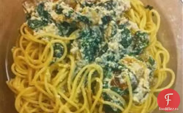 Fettuccine cu spanac și ricotta