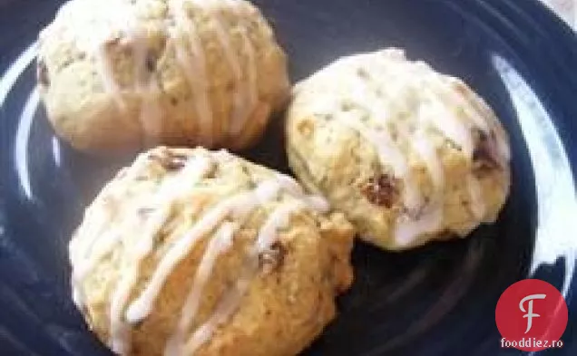 Biscuiți englezești vechi cu lămâie și afine