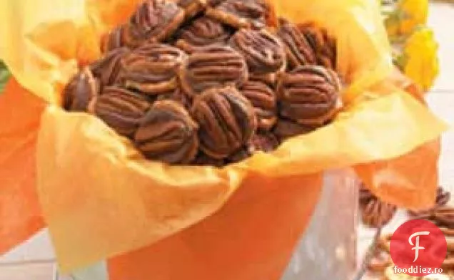 Bomboane Pecan Caramel