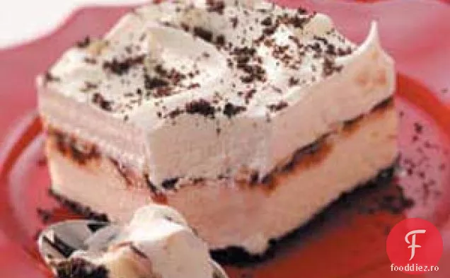 Desert de prăjituri cu iaurt înghețat