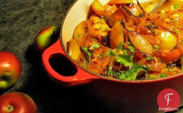 Pui De Cidru De Mere Cu Ceapă Caramelizată Și Mere