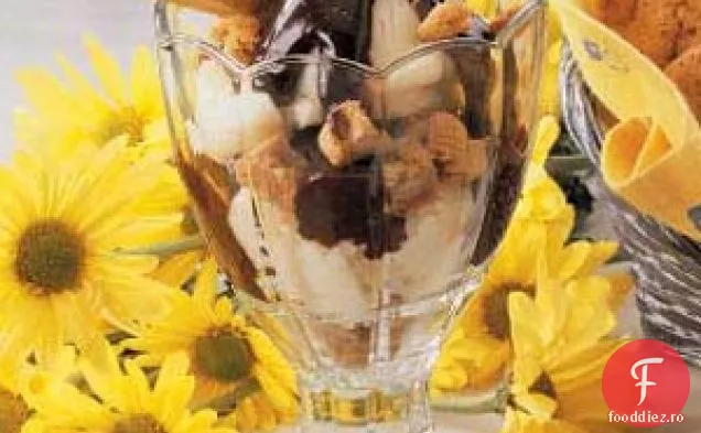 Parfait de biscuiti cu unt de arahide
