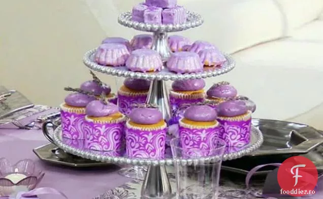 Tablescape Piesa centrală Mini prăjituri în trei moduri