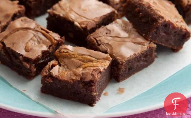 Brownies cu unt de arahide și caramel
