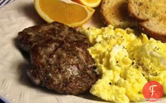 Cârnați de mic dejun în stil paleo de casă