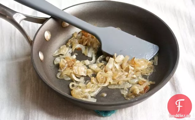 Frittata De Cartofi Dulci Și Ceapă Caramelizată