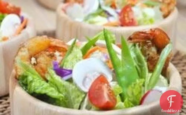 Salată de creveți la grătar cu vinaigretă de susan și ghimbir