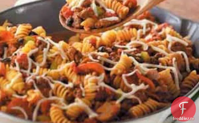 Cină cu pizza cu paste