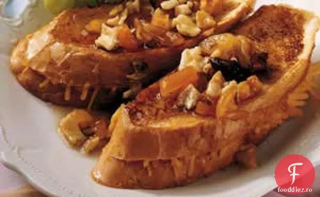 Pâine prăjită cu cheddar cu sirop de fructe uscate