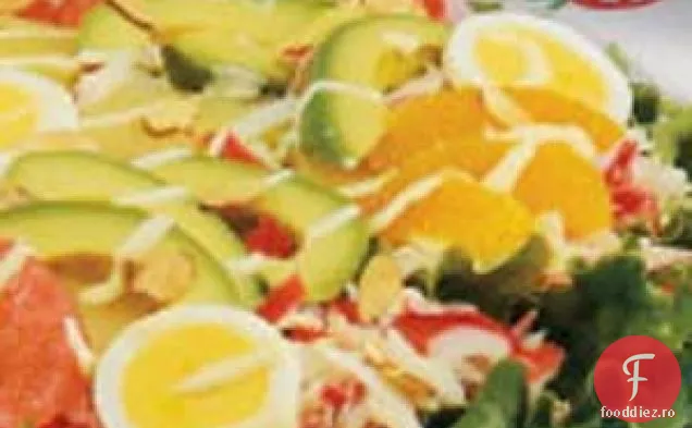 Salată de crab cu avocado citrice