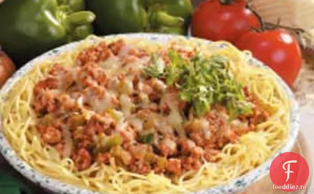 Plăcintă cu spaghete cu curcan