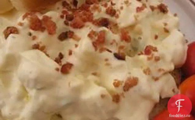 Salată grozavă de ouă cu o lovitură de picior