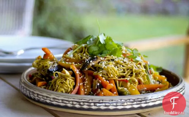 Salată De Tăiței De Susan